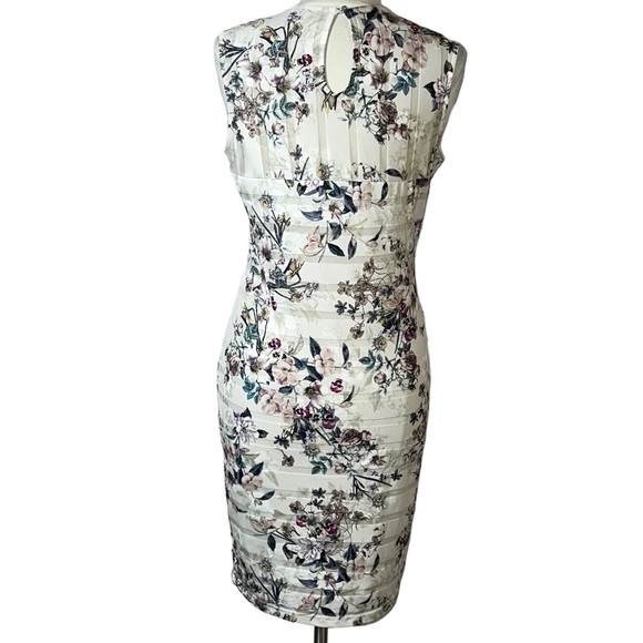 VENUS White Floral Stripe Print Stretch Sheath Dress with Keyhole Back - Picture 2 of 6
